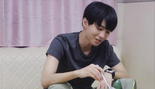 王俊凯吃瓜了,揭秘娱乐圈幕后故事